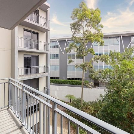 Oaks Sydney North Ryde Suites Esterno foto