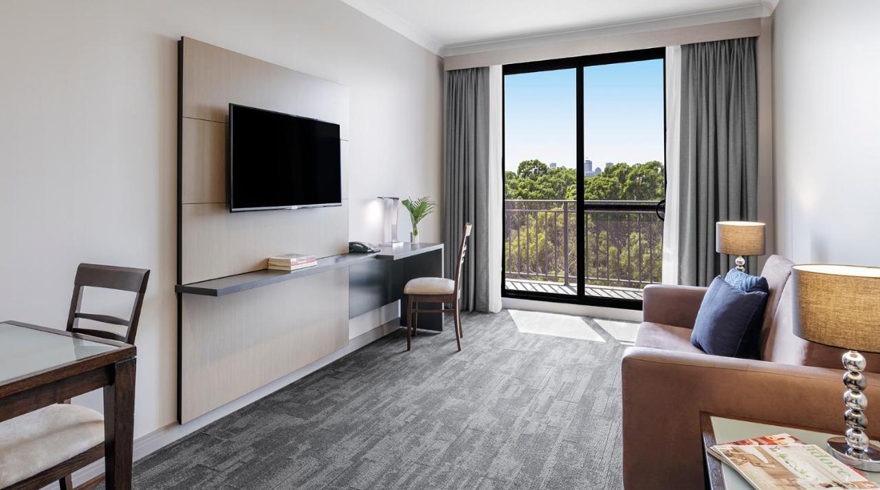 Oaks Sydney North Ryde Suites Esterno foto