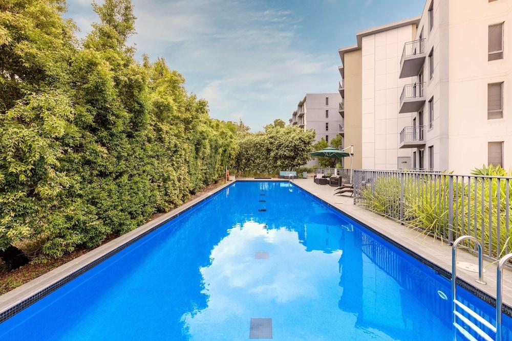 Oaks Sydney North Ryde Suites Esterno foto