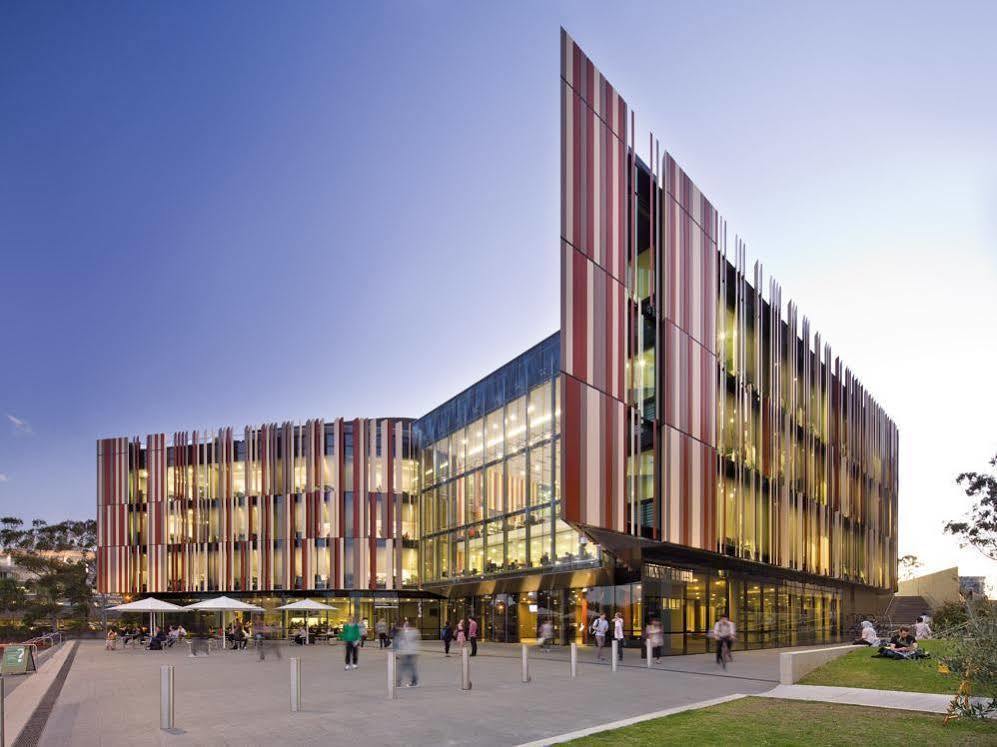 Oaks Sydney North Ryde Suites Esterno foto