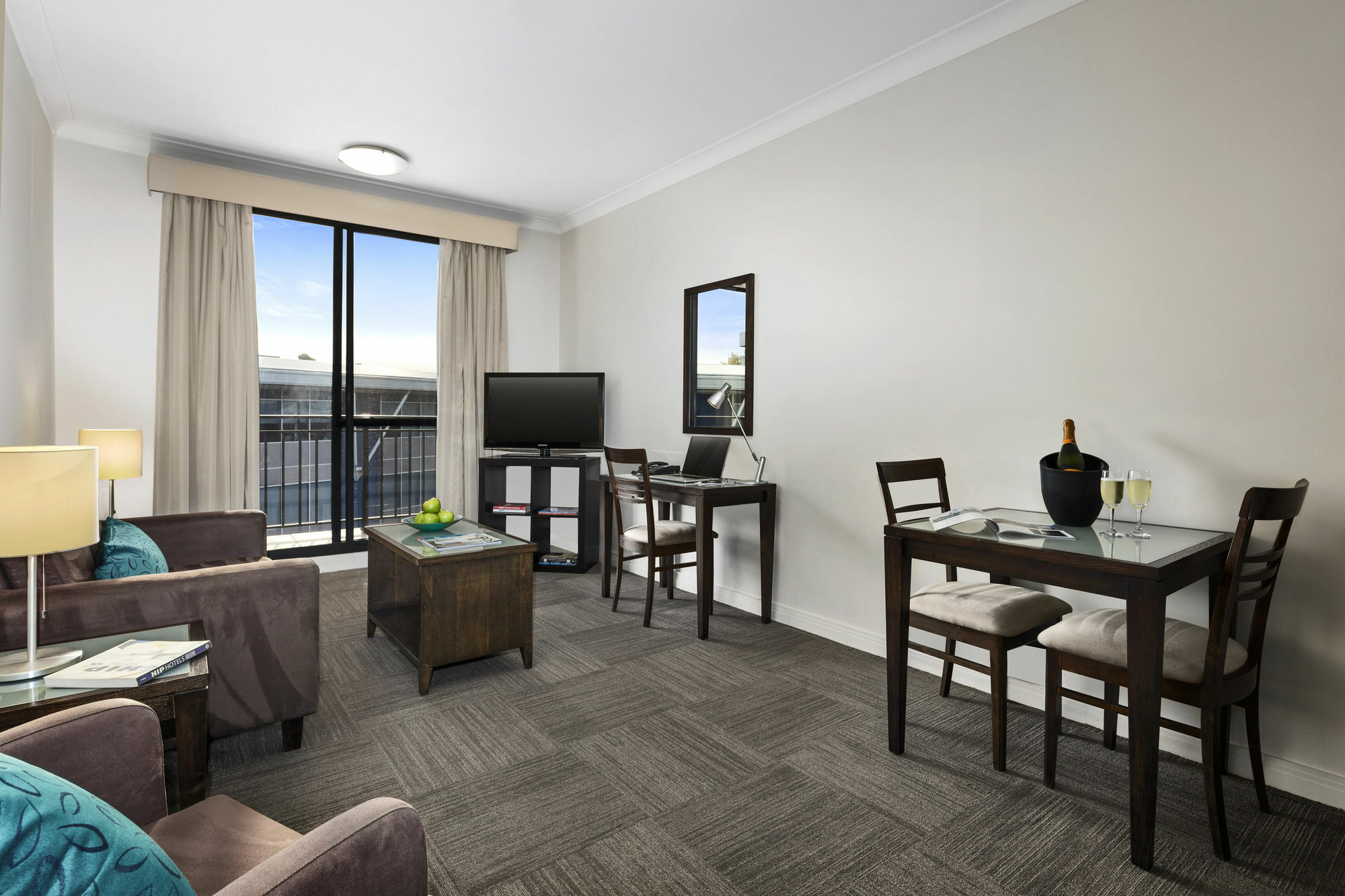 Oaks Sydney North Ryde Suites Esterno foto